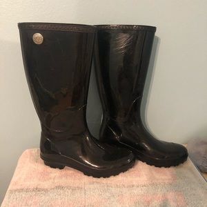 Ugg rain boots